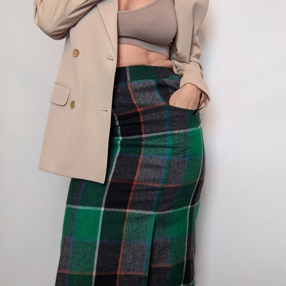 Vintage High Waisted Wool Plaid Longline Skirt - Picture 5 of 9
